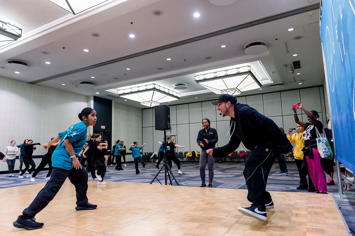 DanceExcellence's tweet photo. Movin &amp; Grovin in 2025!! 

📷: @boivinphoto

#dancers #danceclass #moving #groving #dex #danceex #dex2025 #hiphop #warmup #dancegram https://t.co/GjZLtRP5gn
