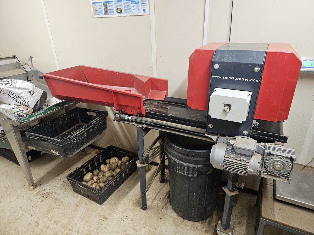 In April we will have our 2020 Gejo Smart Reader for sale as we are upgrading to a bigger model. If this might be of interest then please get in touch. #gamechanger #potatoes #onions