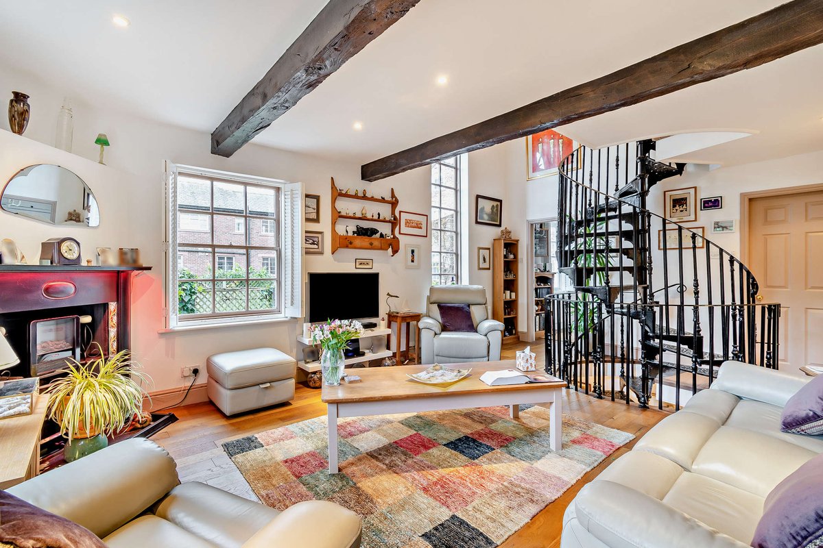 Legat Owen tweet media