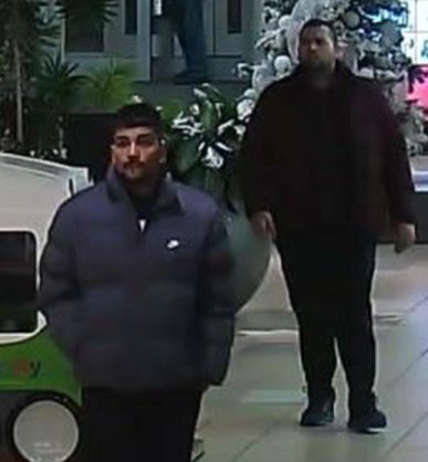 CSGWtips's tweet image. What information do you have regarding this #Theft from a @stoneroadmall business?

#SayItHere 1-800-222-TIPS csgw.tips 

Anonymous and confidential. If your info leads to an arrest you may be eligible for a cash reward of up to $2,000.

#Guelph