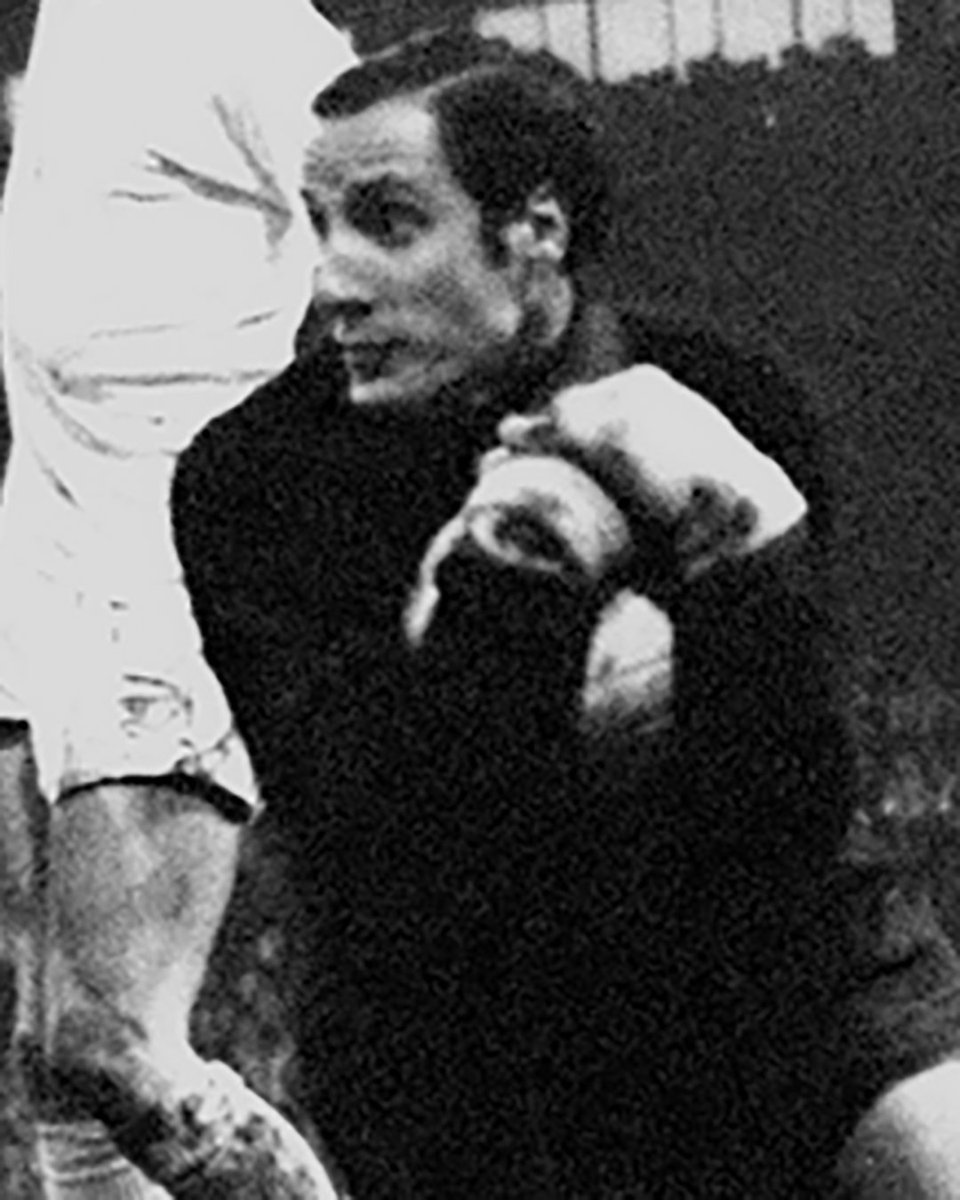 La tela del Ragno sul nostro Cuore rossonero. Per sempre. È scomparso Fabio Cudicini, campione di tutto con il Milan, grande portiere e grande persona. Le condoglianze di tutti i rossoneri al figlio Carlo, cresciuto nel Club, e a tutta la famiglia. Ciao Fabio