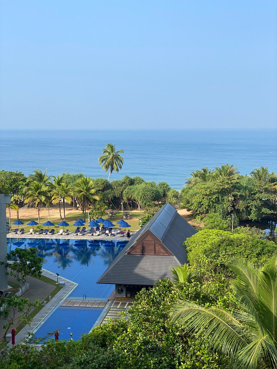 iSiddharthRaman's tweet image. I never expected foreigners to account for over 90% of the hotel guests, primarily Europeans and Chinese during my stay at Sheraton Kosgoda.
After spending about a week in the country, I feel that Sri Lanka is far better than Goa for a beach getaway with much safer, peaceful and…