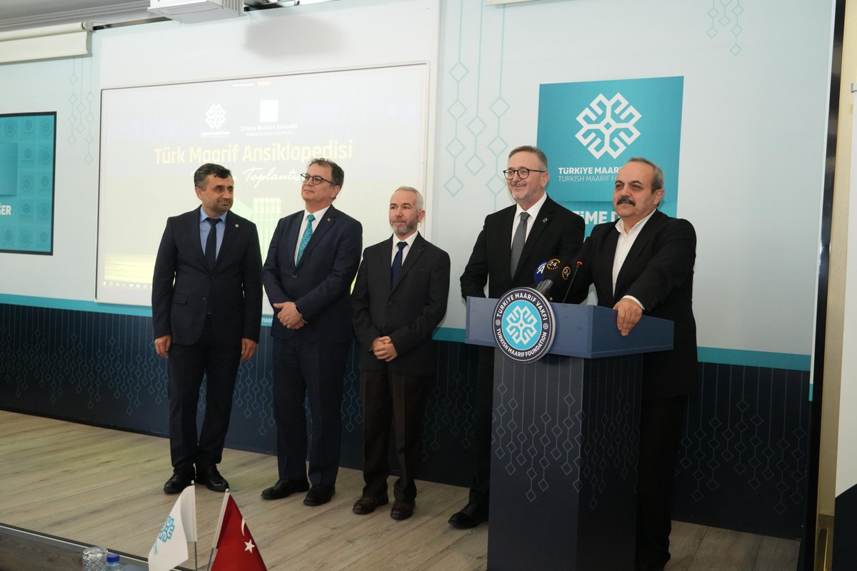 Türkiye Maarif Vakfı ve TUBA işbirliğiyle hazırlanan 6. ciltlik TÜRK MAARİF ANSİKLOPEDİSİ artık hem online hem matbu yayında.
Hayırlara vesile olsun.
turkmaarifansiklopedisi.org.tr

700'e yakın yazarın katkı verdiği ansiklopedide 1300 madde yer alıyor.

TMA, Türk eğitim tarihinin ve