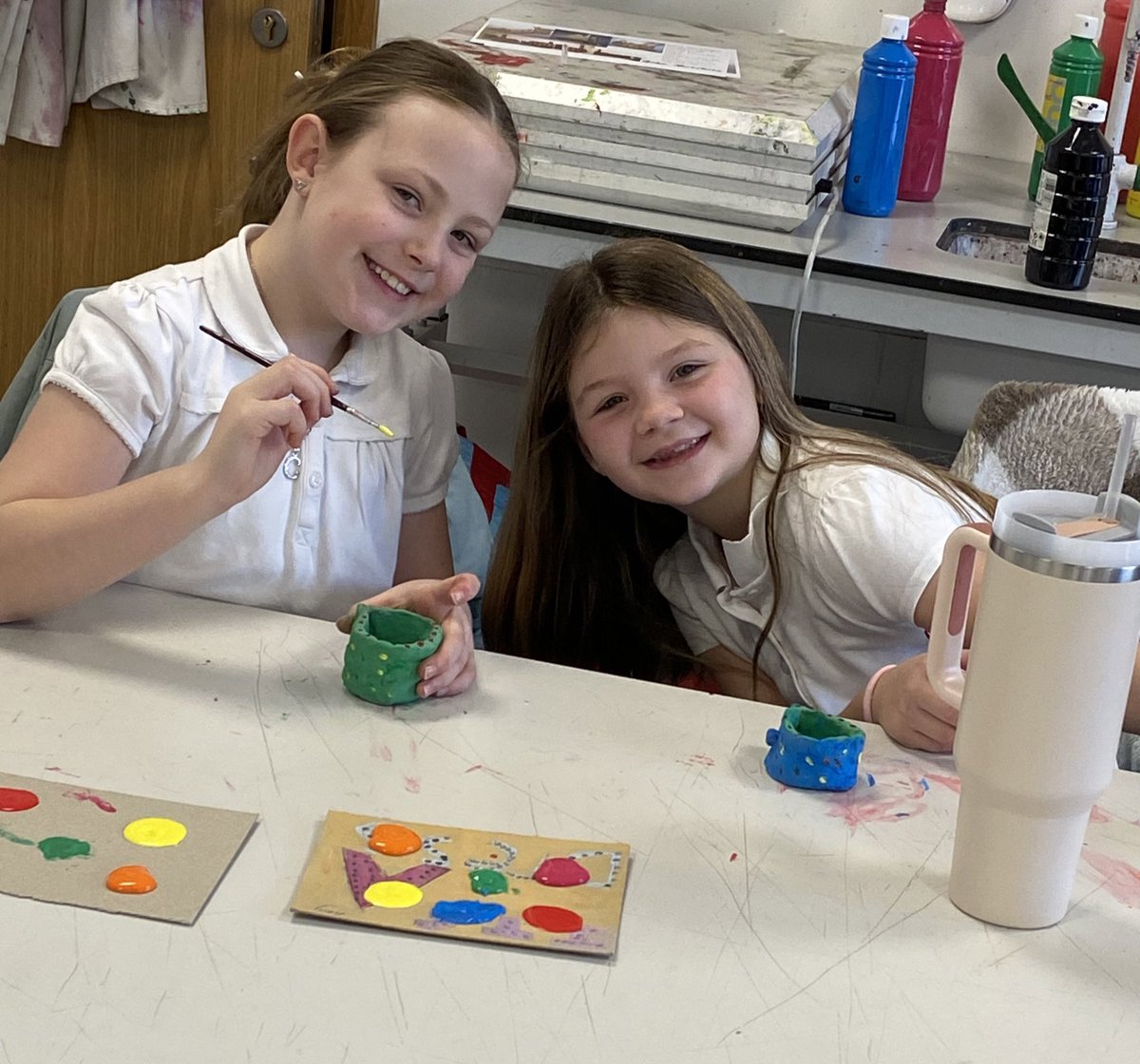 arts_tcs's tweet image. Year 3 and 4 getting creative with their clay Diwali lamps! 🌟✨ Celebrating the festival of lights with art and joy! #Diwali #CreativeDesign @TonLowerSchool