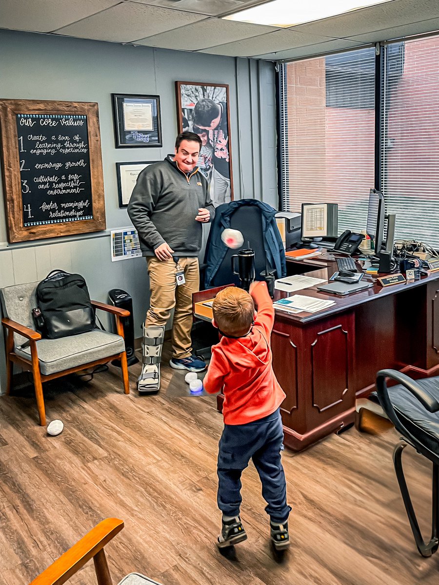 Jason Eaton (@jasoneaton21) on Twitter photo Attacked by snow balls from our Pre-K this morning! They are hoping for a snow day Friday! ❄️ ⛄️ Attacked by snow balls from our Pre-K this morning! They are hoping for a snow day Friday! ❄️ ⛄️
