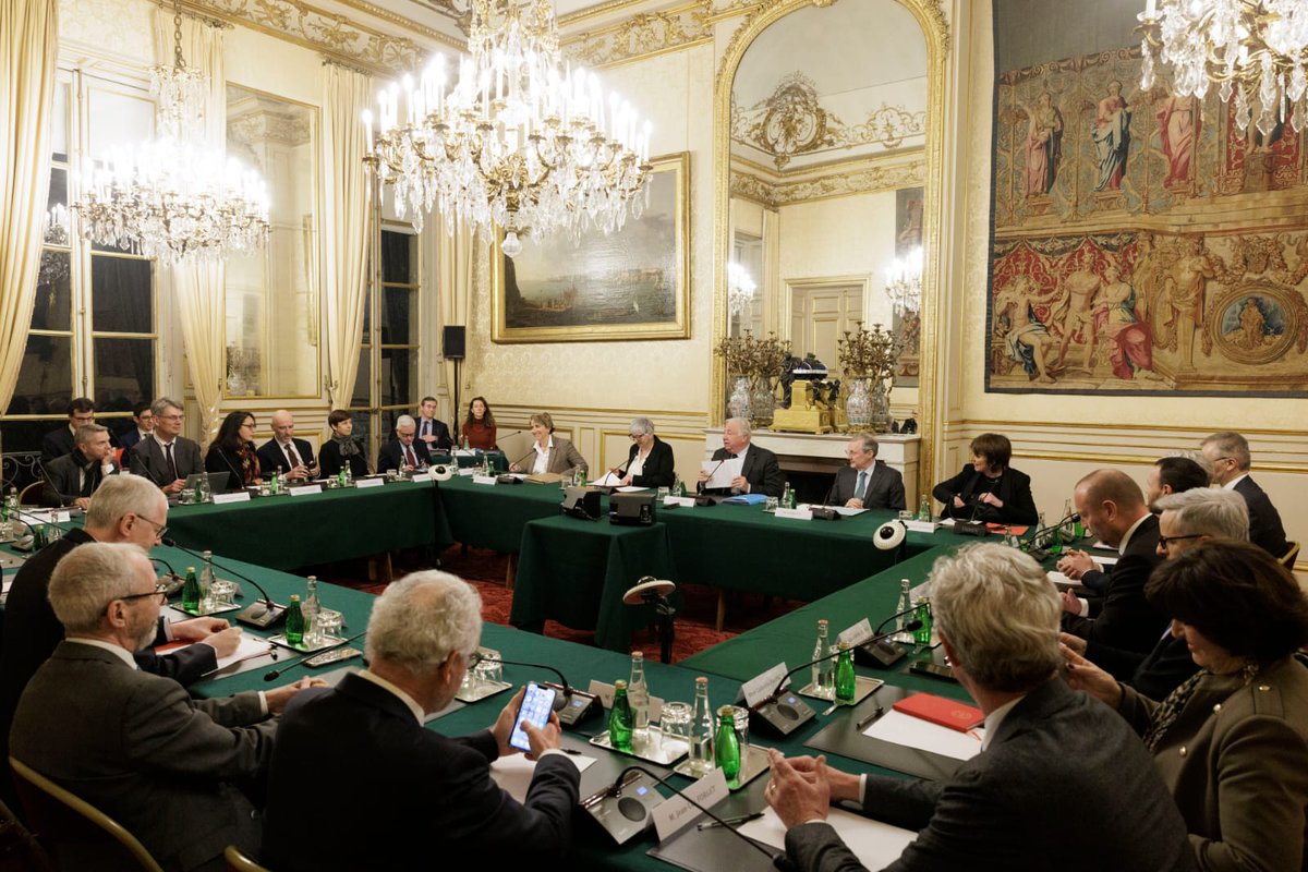Lauriane JOSENDE (@ljosende) on Twitter photo Hier soir, s’est déroulée au <a href="/Senat/">Sénat</a> une rencontre importante avec l’ensemble des membres du <a href="/CSMagistrature/">Conseil magistrature</a> sous la présidence de <a href="/gerard_larcher/">Gérard Larcher</a> 🤝
En ma qualité de #Rapporteur pour la Commission des #Lois sur le budget de la Justice, je suis intervenue sur les enjeux Hier soir, s’est déroulée au <a href="/Senat/">Sénat</a> une rencontre importante avec l’ensemble des membres du <a href="/CSMagistrature/">Conseil magistrature</a> sous la présidence de <a href="/gerard_larcher/">Gérard Larcher</a> 🤝
En ma qualité de #Rapporteur pour la Commission des #Lois sur le budget de la Justice, je suis intervenue sur les enjeux