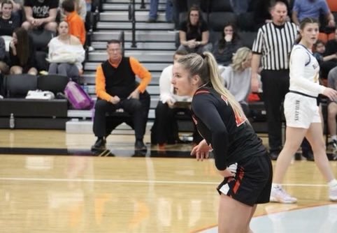 Magic Basketball (@magicbasketbal4) on Twitter photo 2025 <a href="/halbaljones22/">Halle Jones</a> had a game-high 18 points (5 3s) last night in a win over #7 Goodland #magicfamily <a href="/KSScoutDeck/">DeckScoutKS</a> <a href="/RobertPGHKansas/">Robert Kelly</a> <a href="/HoopCoachSpence/">𝐷ᥑᎱîȠ ⲏ܂ SᵖǝȠ∁ǝ</a> <a href="/WillMarchino/">Will Marchino</a> <a href="/TaborWBB/">Tabor College Women’s Basketball</a> <a href="/Coach_Sarah15/">Sarah Able</a> <a href="/MNUWomensBball/">MidAmerica Nazarene Women's Bball</a> 2025 <a href="/halbaljones22/">Halle Jones</a> had a game-high 18 points (5 3s) last night in a win over #7 Goodland #magicfamily <a href="/KSScoutDeck/">DeckScoutKS</a> <a href="/RobertPGHKansas/">Robert Kelly</a> <a href="/HoopCoachSpence/">𝐷ᥑᎱîȠ ⲏ܂ SᵖǝȠ∁ǝ</a> <a href="/WillMarchino/">Will Marchino</a> <a href="/TaborWBB/">Tabor College Women’s Basketball</a> <a href="/Coach_Sarah15/">Sarah Able</a> <a href="/MNUWomensBball/">MidAmerica Nazarene Women's Bball</a>
