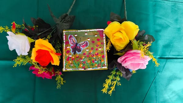 PandaSanthi's tweet photo. An Innovative Craft with a Box
DM to order...you can also mail me on santhipanda19@gmail.com
For more details please visit my blog...link is given below
https://t.co/seG7rzQxvK
#craftworks #craft #craftdesign #recycling #upcyclingart #acrylics #painting #acrylicpainting https://t.co/ateP6UrMeA