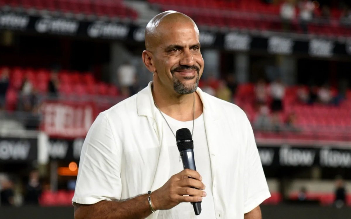 #EDLP #AFA 🚨 Veron en <a href="/Deportivo1270/">Deportivo 1270</a> : “cuando el acuerdo salga, a los seis meses van a estar todos los clubes queriendo hacer lo mismo. A diferencia de una SAD pura, si el fútbol profesional no cumple las expectativas vuelve al resto del club . La institución no corre riesgo de