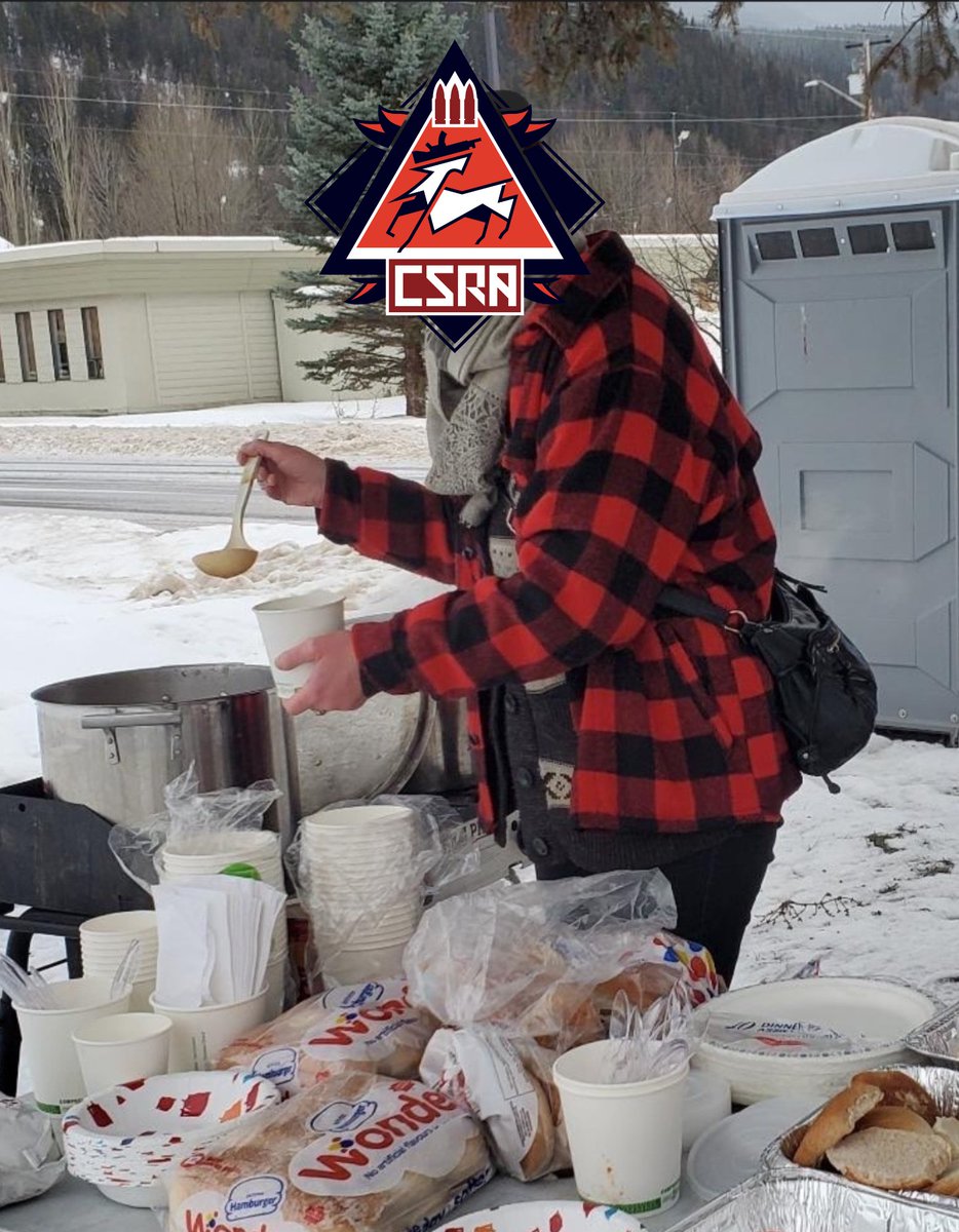 CanadianSRA's tweet photo. Recently the CSRA and one of our members teamed up with a local group that prepares hot food for comrades in encampments. We were able to donate $500 worth of food and feed folks over the holiday break when services were closed. This is what #MutualAid looks like. Great work! https://t.co/NViHeuSOPR