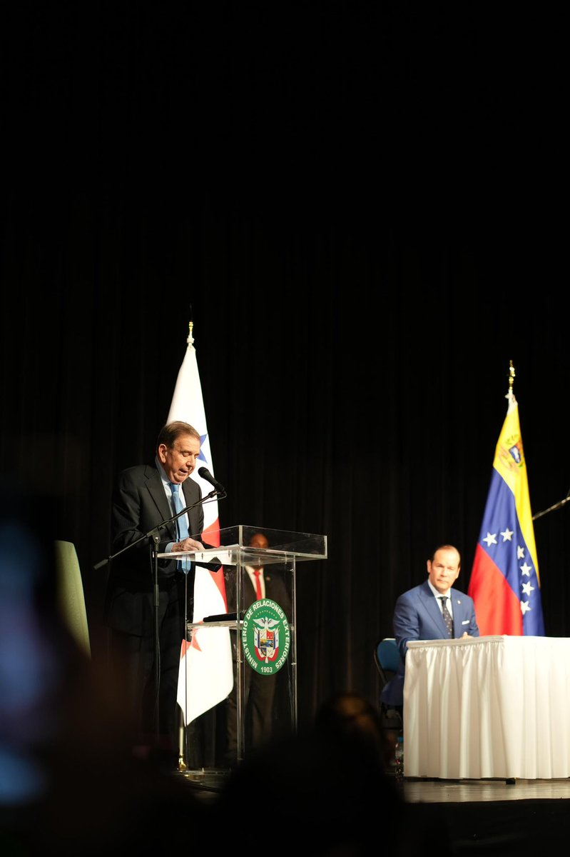 Con profunda emoción, le hacemos este anuncio a todos los venezolanos y al mundo:

Las ACTAS de la VERDAD, que expresan la Soberanía Popular y la decisión del cambio de los venezolanos, han llegado a Panamá.

TODAS las ACTAS reposarán bajo custodia del Gobierno de Panamá en las