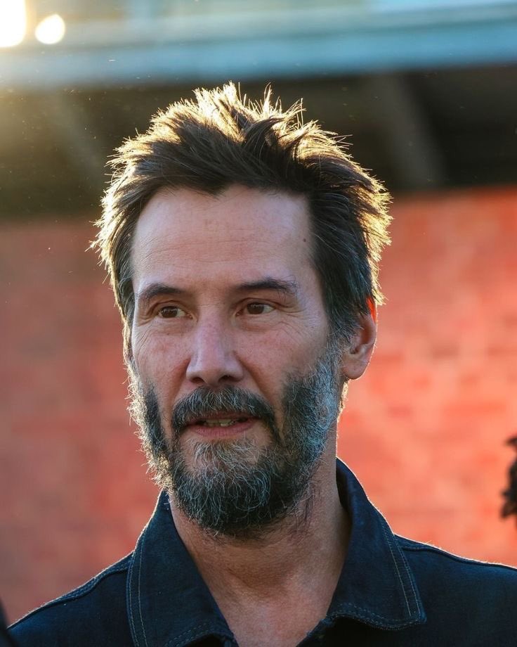 Good morning, everyone! Wishing you a day filled with love, laughter, and adventure! #KeanuReeves #MorningMotivation"