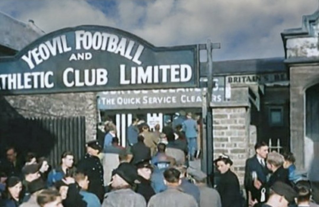 SimplyWotsits's tweet image. The team with the pitch with the  slope 
#YeovilTown
#Huish