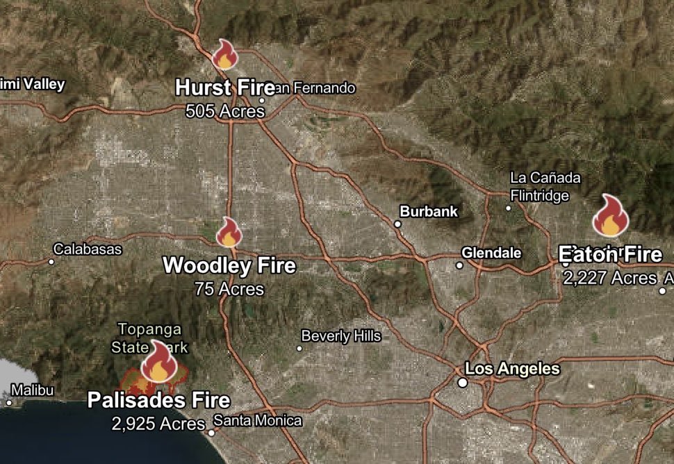 Julia_Deng's tweet photo. The #EatonFire in Altadena has exploded to 2,200+ acres and taken at least two lives. It’s one of FOUR wildfires raging in LA County. We all know someone affected. I’m filling in on #TodayinLA because my colleague @FireGuyInTheSky is among ~80,000 Angelenos forced to evacuate. https://t.co/7aSi8Jh5Ef