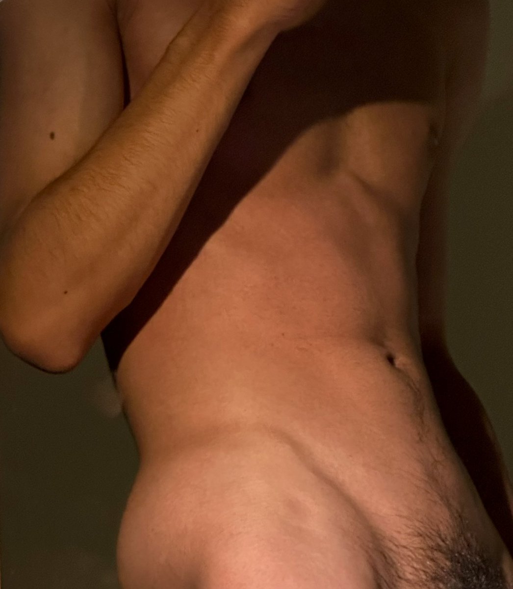 誰敢轉推留言 我就敢跟他打炮
說到做到

有沒有單男或處男
敢留言報名的
有寶寶要賴挑戰一下嗎
#轉推優先回復 
#加賴私訊我喔 
#追蹤我有福利