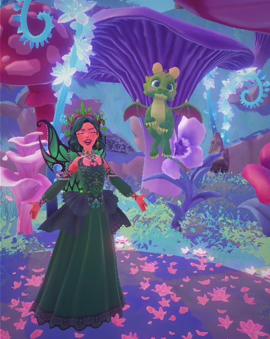 NauyaV's tweet photo. @DisneyDLV I'm quite happy with my fairy~ https://t.co/2Jd5NxYr5r