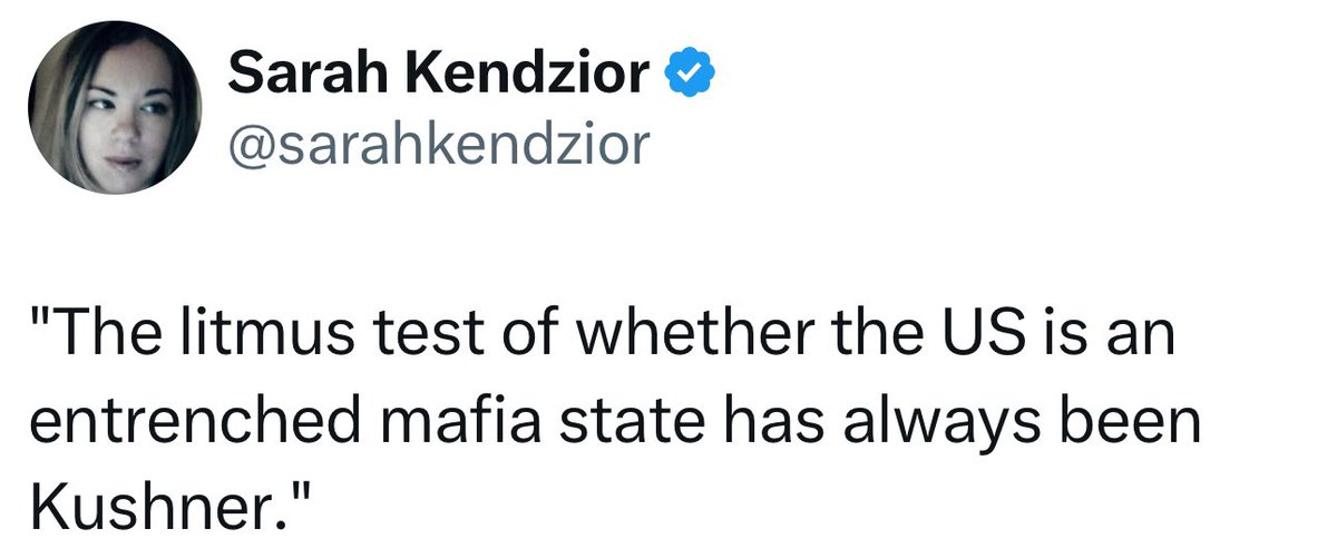 MeMyselfAnd👁 tweet media