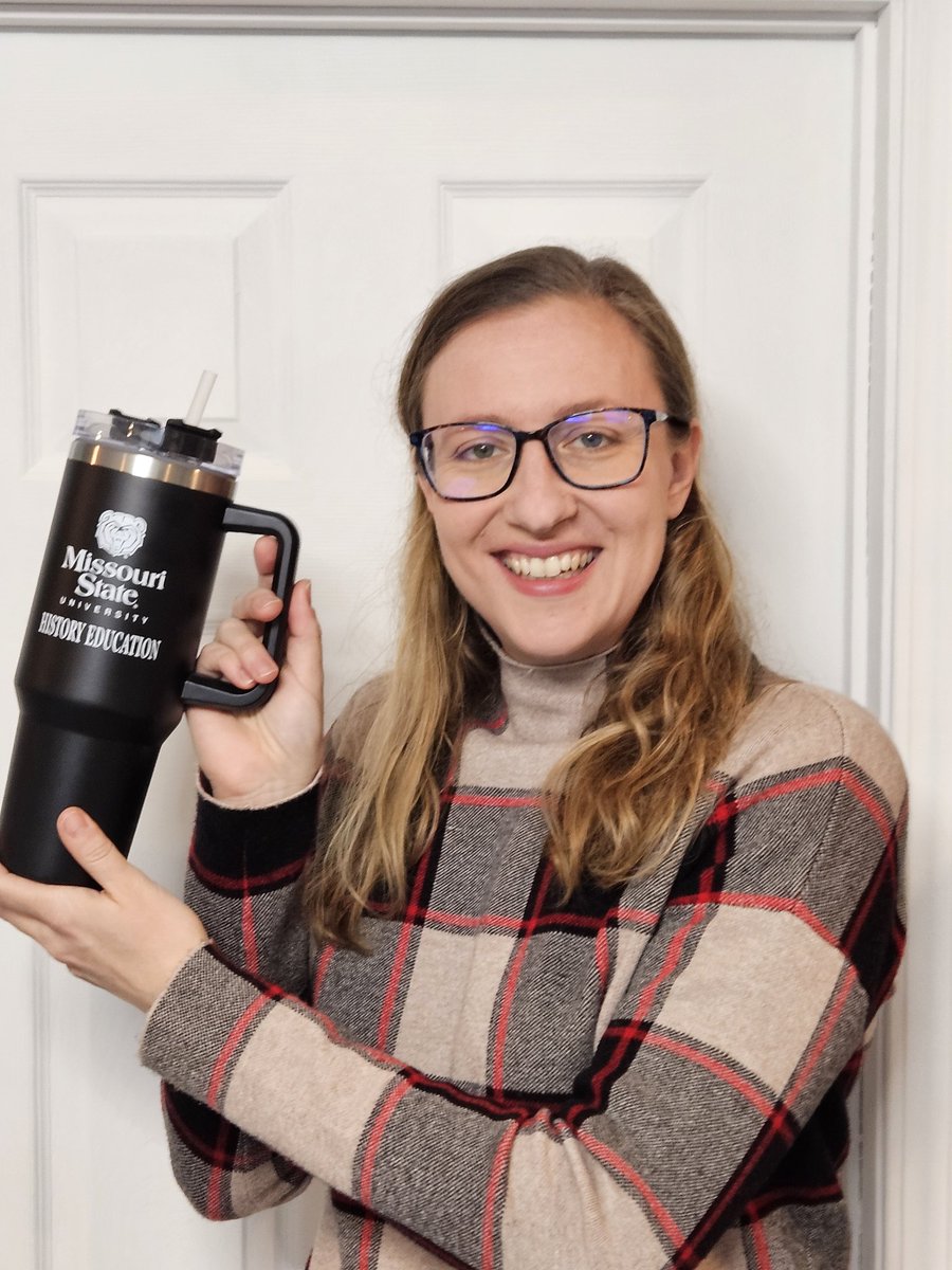 Jessica Barnes (@barnesjessical) on Twitter photo So proud to be part of the team <a href="/MissouriState/">Missouri State</a> ! Getting ready for another great semester.
#bearup
#Missouristate
#historyeducation So proud to be part of the team <a href="/MissouriState/">Missouri State</a> ! Getting ready for another great semester.
#bearup
#Missouristate
#historyeducation