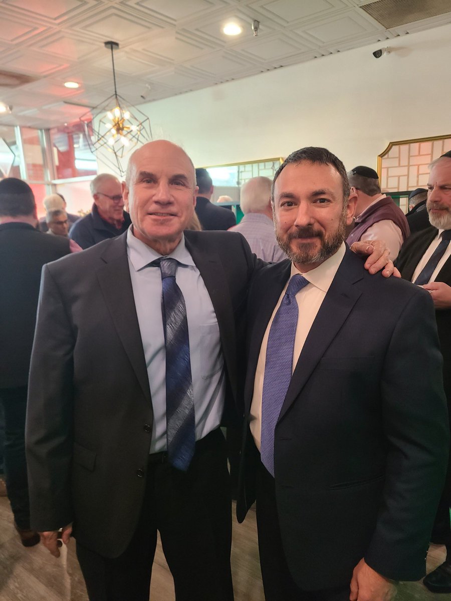 BaltoCoFOP4's tweet photo. Tuesday evening VP DiCara attended a fundraiser for Councilman Patoka. While in attendance,  he spoke with our new County Executive Kathy Klausmeier and congratulated her on her appointment.  We look forward to working with her administration. https://t.co/Kx88YpB4mM