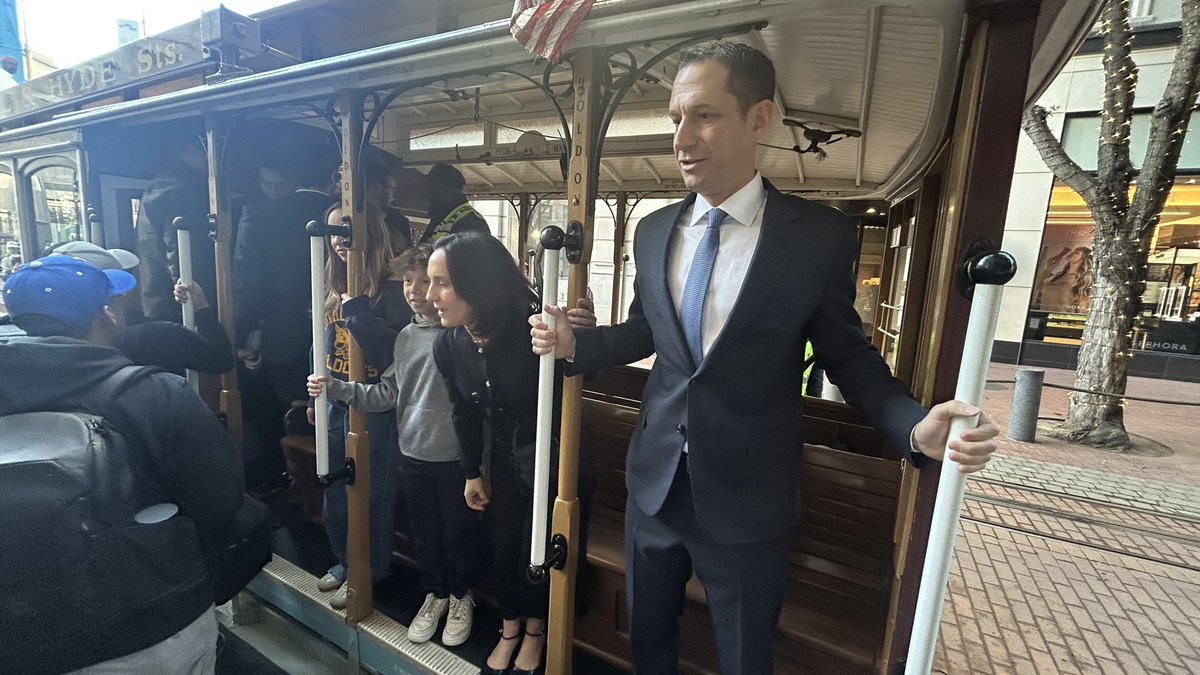 Daniel Lurie making his way through The City en route to his swearing in as the next mayor of San Francisco.
