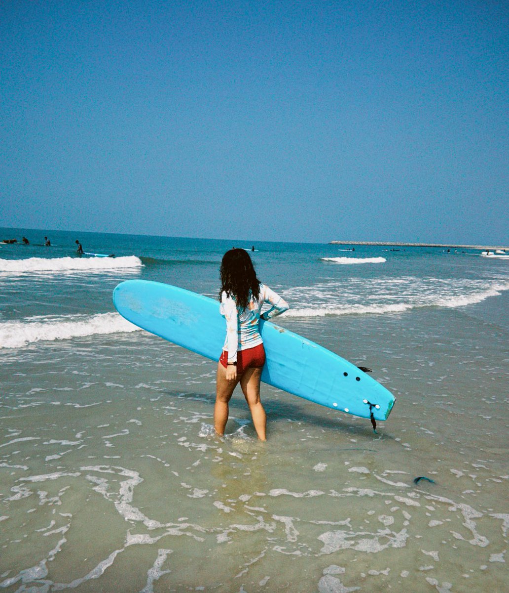 lakshaku's tweet photo. What adventure sport makes your heart and soul full?

For me, it’s surfing at the moment 🏄‍♀️🌊

Caught some really nice waves at Mulki! https://t.co/M0dIdTvZOm