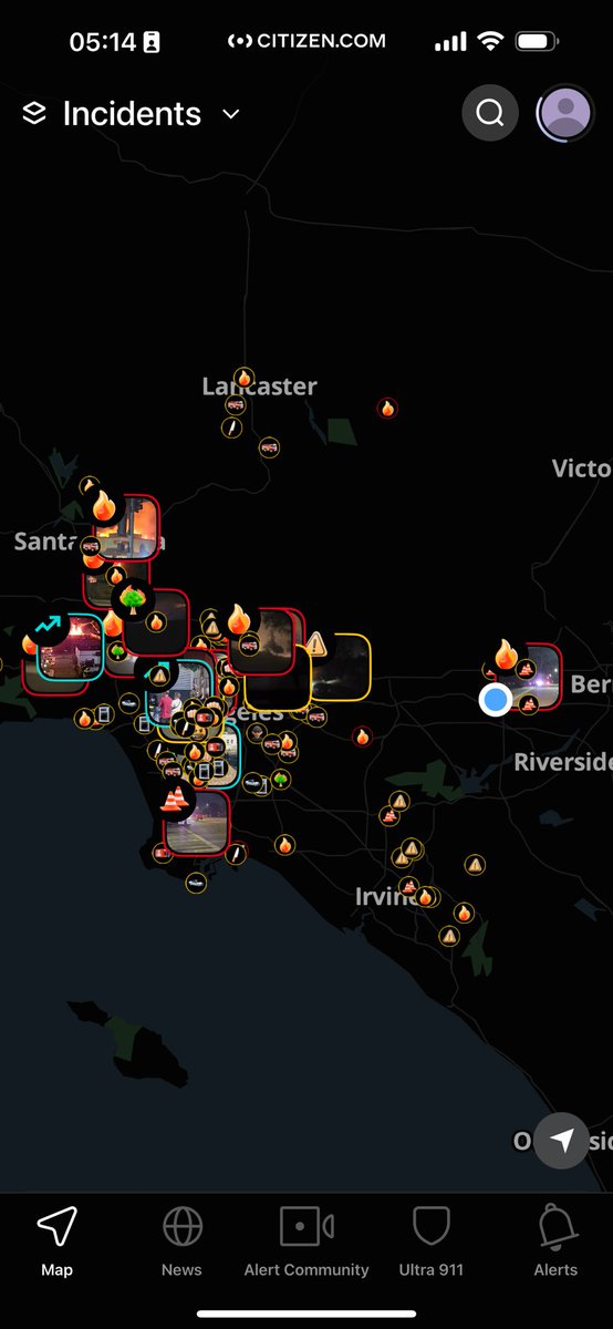 這次的加州大火太恐怖了，滿天灰濛，一片末日景象。風颳了三天了，都沒停，助長了火勢猛烈蔓延。到處都是火點，風還是沒有停的跡象。川普還沒當政，加州就出現這個大麻煩，這和加州州長紐森等加州政府的左傾政策有極大關係、這次是老天爺來警示加州、報應加州了。川普還沒上台，加拿大小土豆就下台了，