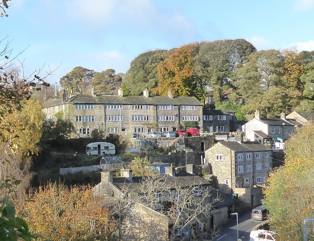 'Weavers' cottages and loomshops in the Huddersfield area' - an online talk by Colum Giles on Thu 16 Jan 2025 at 7.30pm. Weavers' cottages are found widely in the West Riding of Yorkshire and give a distinct character to the area's landscape. Free, book at yvbsg.org.uk/events.html