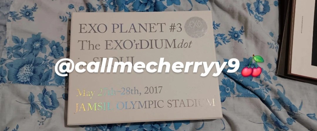 callmecherryy9's tweet photo. ❗️WTS EXORDIUM DOT IN SEOUL PHOTOBOOK + CD1 CD2 + LRYICS BOOK, NO PC, jual rugi aj krn udh gk koleksi dn lagi BU
- Ada damage, Bbrp halaman PB ada lem nya yg udh gk kuat/gk nempel, tp masih lengkap 
- CD1 CD2 nya bru diputar 1x
- 200k bs nego
- Yg minat/mw tanya2 DM
- Shopee✅️ https://t.co/lqUjaTHm6H