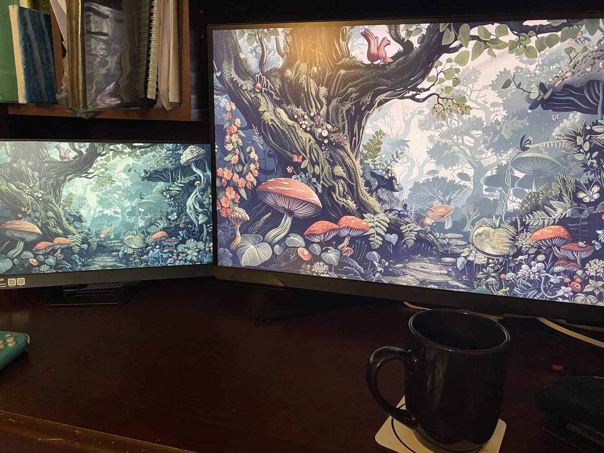 AFKveryy's tweet image. I’ve been told my monitors give “never talk to me or my son again” energy and honestly? I see it.
