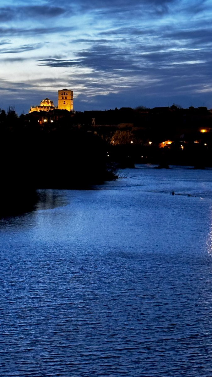 El día va ganando minutos a la noche. #Zamora