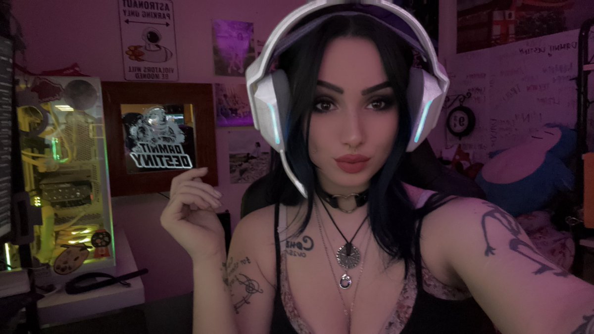 damnit_destiny_TTV tweet media