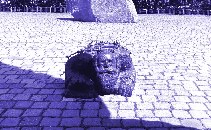 Sie haben heute gesagt Herr <a href="/_CStocker/">Christian Stocker</a>, “...dass es nicht möglich ist, mit Rezepten und Ideen aus der Vergangenheit die Zukunft zu gestalten“. Und dann setzen Sie sich mit Leuten zusammen, die Ideen aus unserer finstersten Vergangenheit feiern? #Rechtsextremismus #ÖVP #Schande