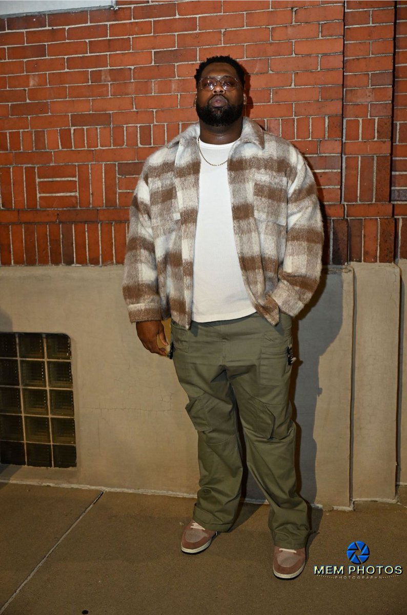 DByrd937's tweet image. I deserve it all 💫
#MakinMuff #Rooted