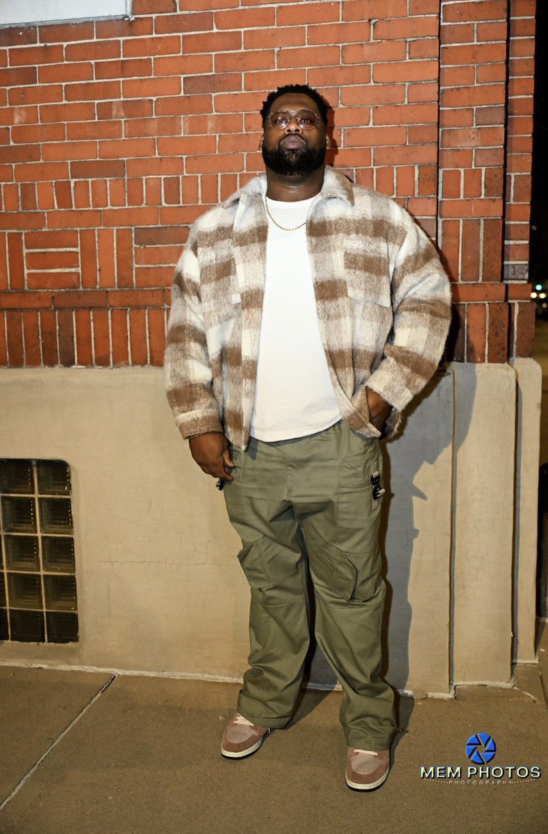 DByrd937's tweet image. I deserve it all 💫
#MakinMuff #Rooted