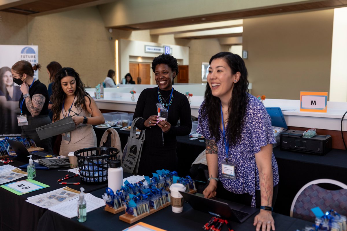 📢Calling all students, educators, and community members in New Mexico! 
This is your LAST CHANCE to grab early bird pricing for the EdUprising Conference, the best education event of the year! 
Help shape the future of learning in New Mexico here: bit.ly/425IwsJ