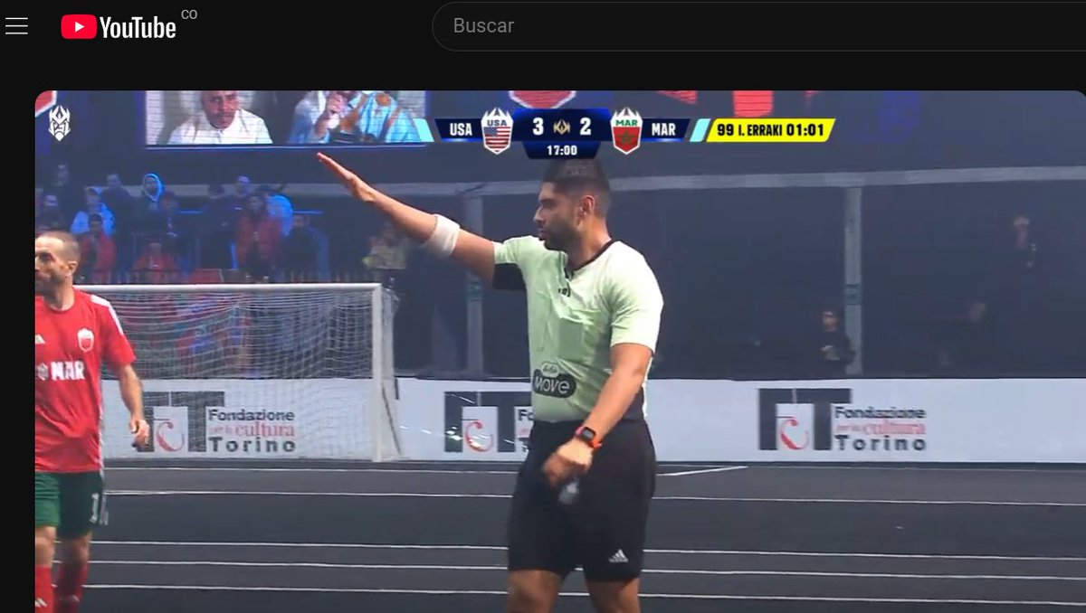 WestSTFansClub's tweet photo. El arbitro de la #KingsLeague Quiere invadir #POLONIA JUNTO CON @jamesdrodriguez   🤣🤣 #JamesRodriguez  te amamos. https://t.co/bnB4eP9BlU