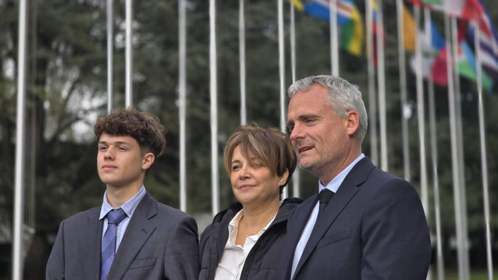 🇪🇦 La 15ª edición de la Modelización de las Naciones Unidas (MUN) comenzó martes 7 de enero con una ceremonia de apertura en el Palacio de las Naciones en Ginebra.
16 de nuestros alumnos de 2° de Bachillerato participan en este evento organizado por el Lycée de Ferney-Voltaire.