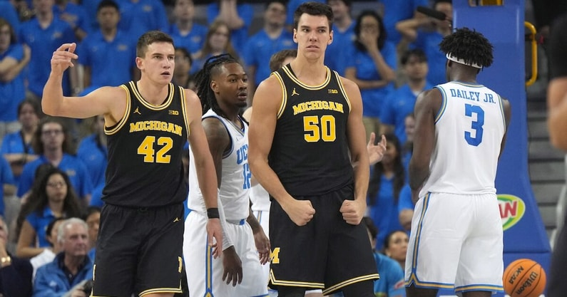 TheWolverineOn3's tweet photo. Michigan basketball KenPom update: Where Wolverines stand in key metrics, projected record #GoBue
Read HERE: https://t.co/a4rFXf7Z97 https://t.co/Ii3nz9Yb01