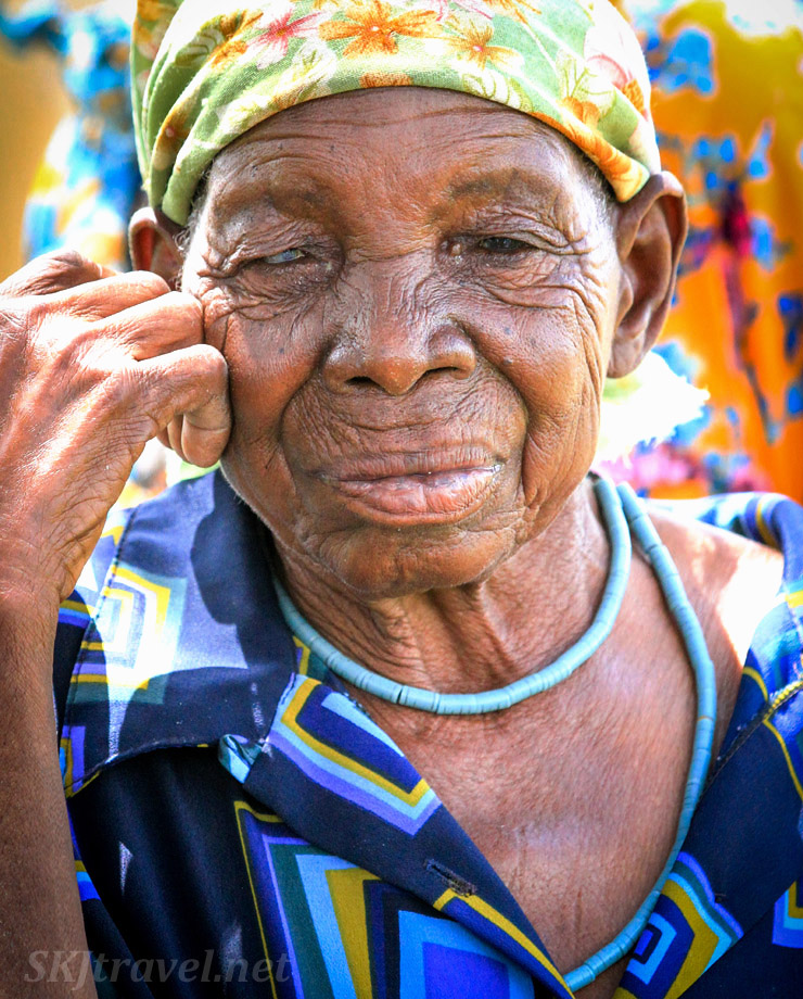 A widow whose nephew bludgeoned her husband to death saying  he's a witch. Why? Because he dreamed about his uncle &amp; only witches can enter your dreams. This is reality today in #Africa #witchcraft #culture. #HumanRightsViolations #HumanRightsWatch story: skjtravel.net/index.php/15-f…