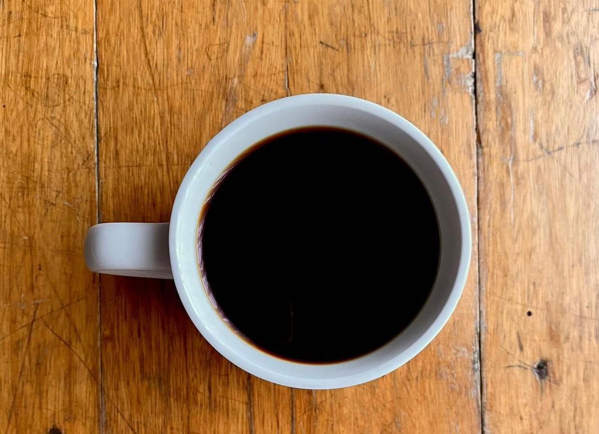 caFUNated's tweet image. 2025 started with the bad news about alcohol and cancer. But here's some good news: drinking #coffee helps the reduce risk of some cancers! Via @dailycoffeenews: buff.ly/4a8In9Q

#coffeehealth #coffeegram #coffeenews #CoffeeFTW