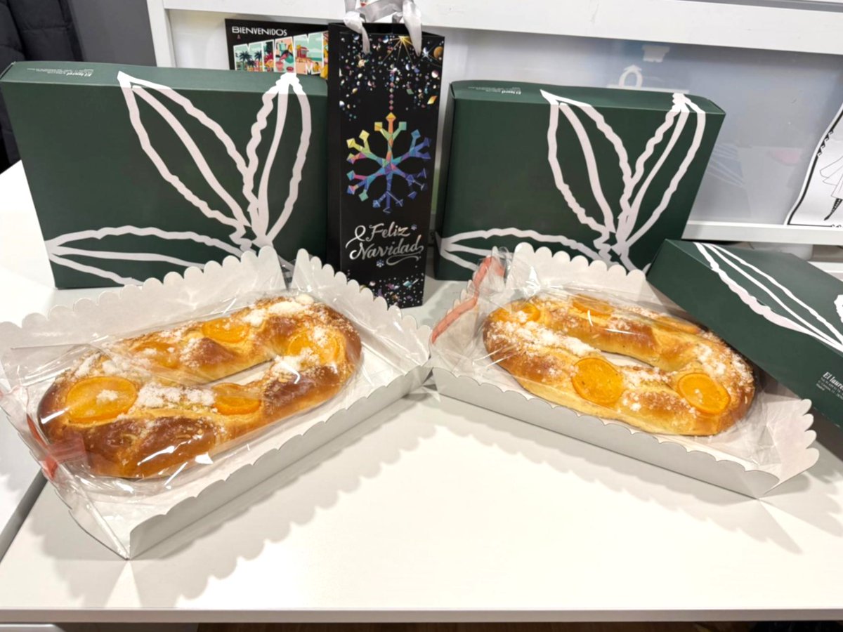 InusualEvents's tweet photo. ¡Así sí que se vuelve a la oficina después de las vacaciones! 🎄 Hoy hemos tenido una sorpresa dulce cortesía de @laurelcatering  , que nos ha regalado unos Roscones de Reyes espectaculares. 😍🍴

¡Nos han recordado lo importante que es trabajar con los mejores proveedores! https://t.co/aciendAtcC