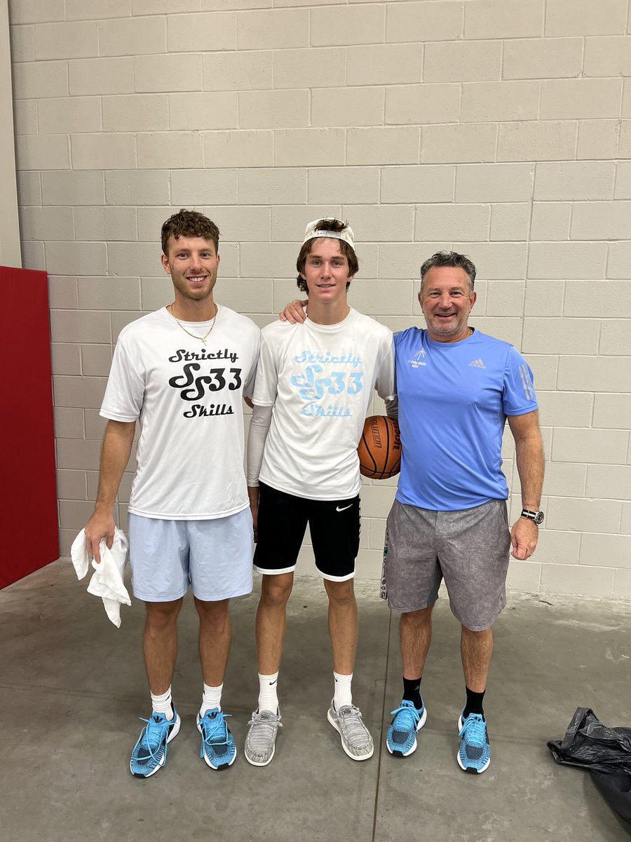 Strictly Skills (@strictly_skills) on Twitter photo Our guy <a href="/tucker_walther/">Tucker Walther</a> 40 away from rare air 1000pts
<a href="/SchoolcraftBB1/">Schoolcraft Boys Basketball</a>
Another in long line of 1000pt SS33 scorers
<a href="/BankHoops/">Bank Hoops - Stephen Bell</a>
<a href="/michiana_hoops/">michianahoops</a>
<a href="/PrepHoopsMI/">Prep Hoops Michigan</a>
<a href="/3StripesGOLD/">3Stripes GOLD Basketball</a> Our guy <a href="/tucker_walther/">Tucker Walther</a> 40 away from rare air 1000pts
<a href="/SchoolcraftBB1/">Schoolcraft Boys Basketball</a>
Another in long line of 1000pt SS33 scorers
<a href="/BankHoops/">Bank Hoops - Stephen Bell</a>
<a href="/michiana_hoops/">michianahoops</a>
<a href="/PrepHoopsMI/">Prep Hoops Michigan</a>
<a href="/3StripesGOLD/">3Stripes GOLD Basketball</a>