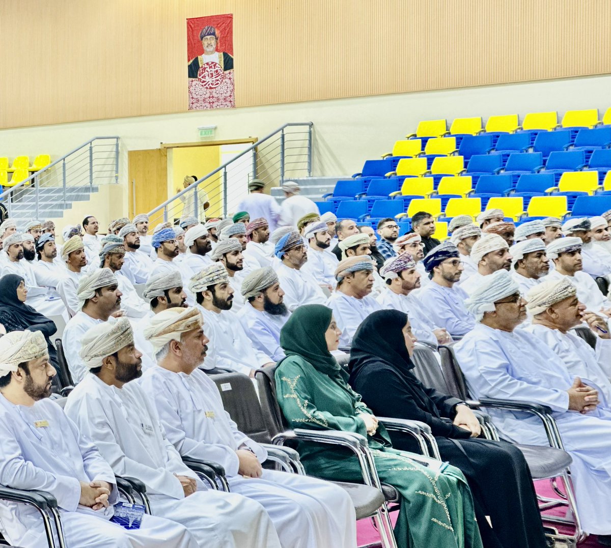 dghs_dhahirah's tweet photo. صحية الظاهرة تنظم ورشة عمل لتأهيل القيادات الشابة بعنوان “تعلم من القادة”

نظمت المديرية العامة للخدمات الصحية بمحافظة الظاهرة، ممثلة في قسم التدريب وبالتعاون مع مكتب المدير العام المساعد للشؤون الإدارية والمالية، اليوم، ورشة عمل بعنوان “تأهيل القيادات الشابة: تعلم من القادة”، وذلك في قاعة المهلب بن أبي صفرة بجامعة التقنية والعلوم التطبيقية بعبري، بحضور الدكتور أحمد بن سعيد الكلباني، المدير العام، وعدد من المسؤولين من المؤسسات الحكومية والخاصة.

@PDO_OM 
@OmanLNG 
#صحية_الظاهرة 
#غايتنا_مجتمع_صحي 
#صحة_رائدة_مستدامة_للجميع