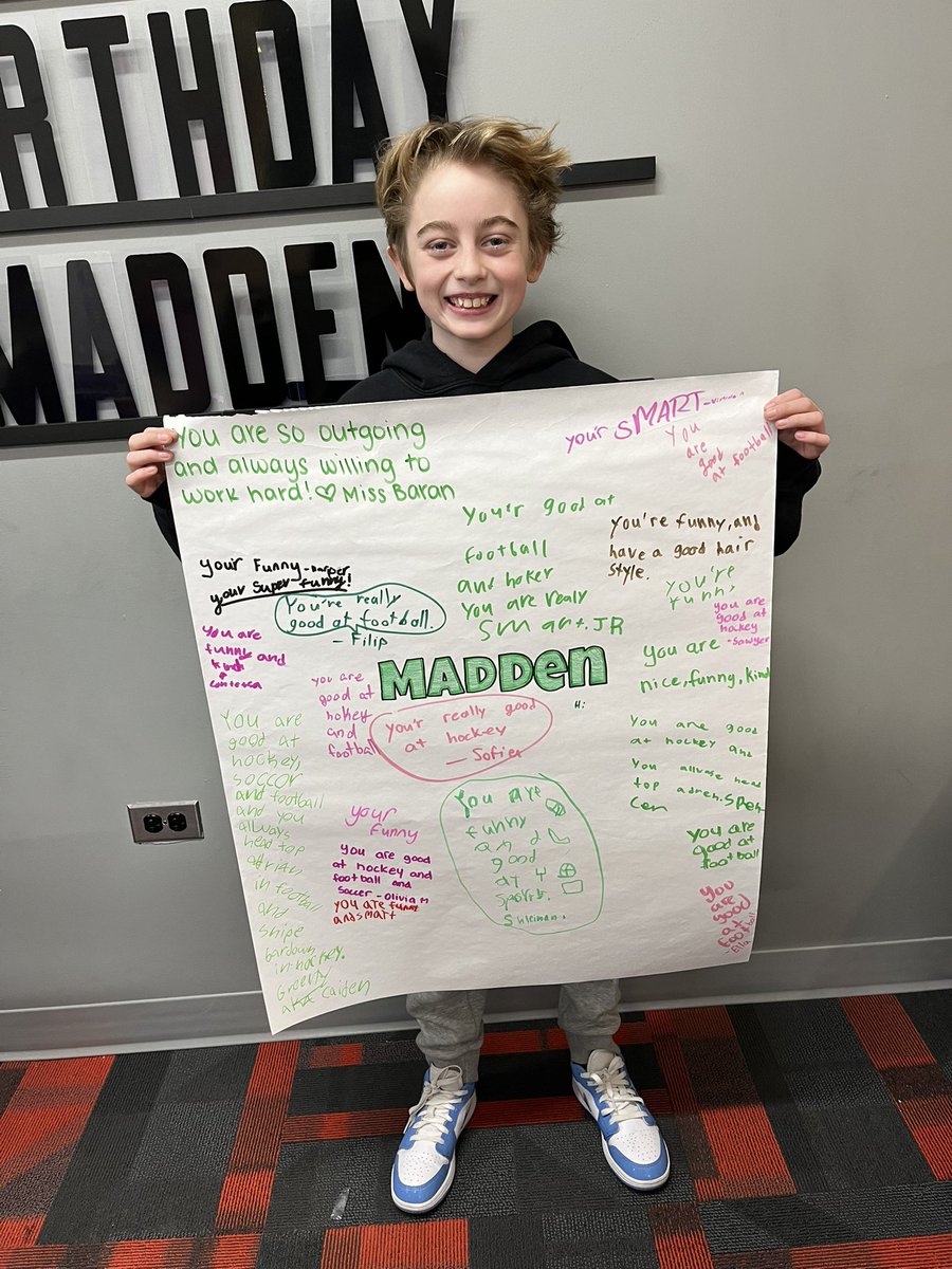 missbaran5th's tweet photo. Happy birthday Madden!π #sd113a #centralcards #ComplimentsProject https://t.co/Jtw4mFDqwH