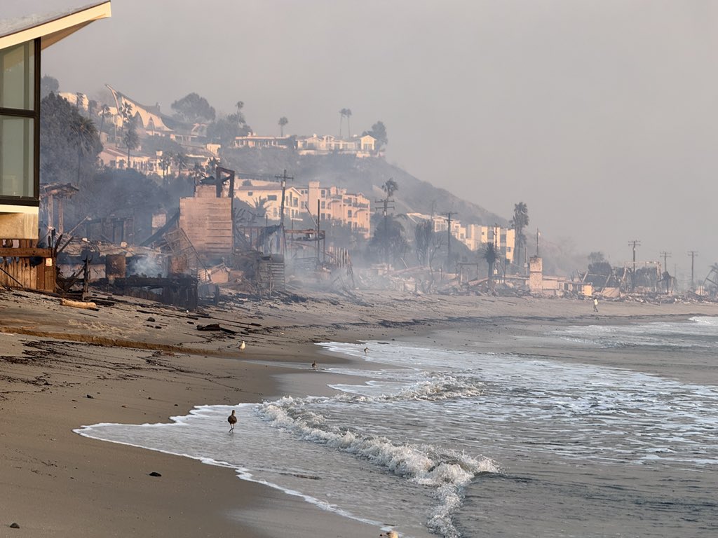 stuartpalley's tweet image. Much of the malibu coast is devastated, standing at the great western fire break. #palisadesfire