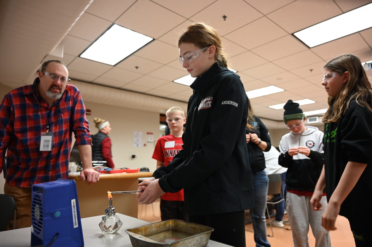 ResourceStCloud's tweet image. Spark STEM Conference 2025 was a day full of discovery &amp;amp; hands-on learning! Over 380 students from 13 school districts explored everything from cryogenics to coding. #SparkSTEM #Region7 #AddingValue

See the highlights &amp;amp; photos from this exciting event: resourcecoop-mn.gov/post/exploring…