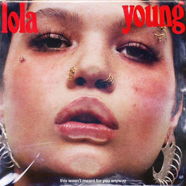 PopCrave's tweet photo. “Messy” by Lola Young reaches a new peak of #25 (+36) on the Billboard Hot 100. https://t.co/GygkbZF0Bt