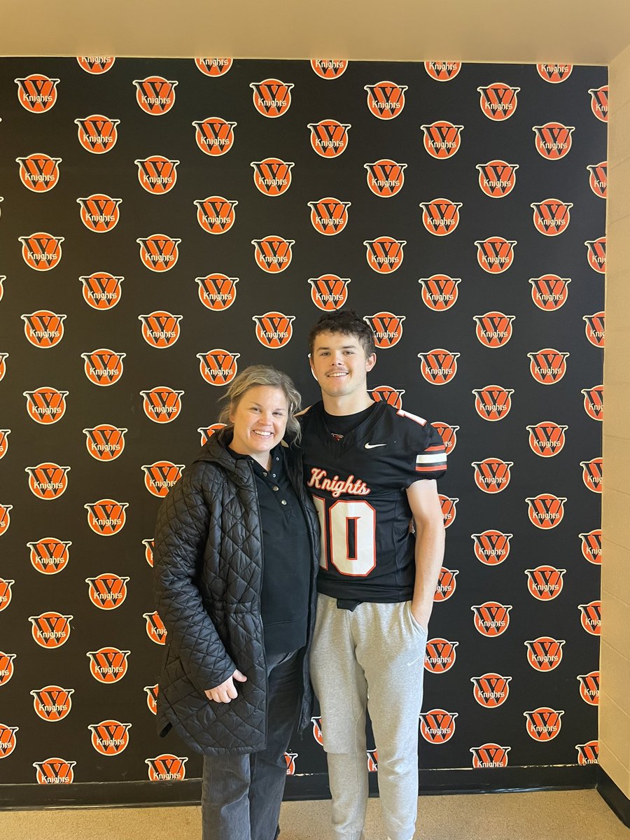 Connor Rash (@connorrash10) on Twitter photo Thank you <a href="/WartburgFB/">Wartburg Football</a> & <a href="/Coach_Tschetter/">Matt Tschetter</a> for having my mom and I back on campus for an official visit! Can’t wait to be back soon! Thank you <a href="/WartburgFB/">Wartburg Football</a> & <a href="/Coach_Tschetter/">Matt Tschetter</a> for having my mom and I back on campus for an official visit! Can’t wait to be back soon!
