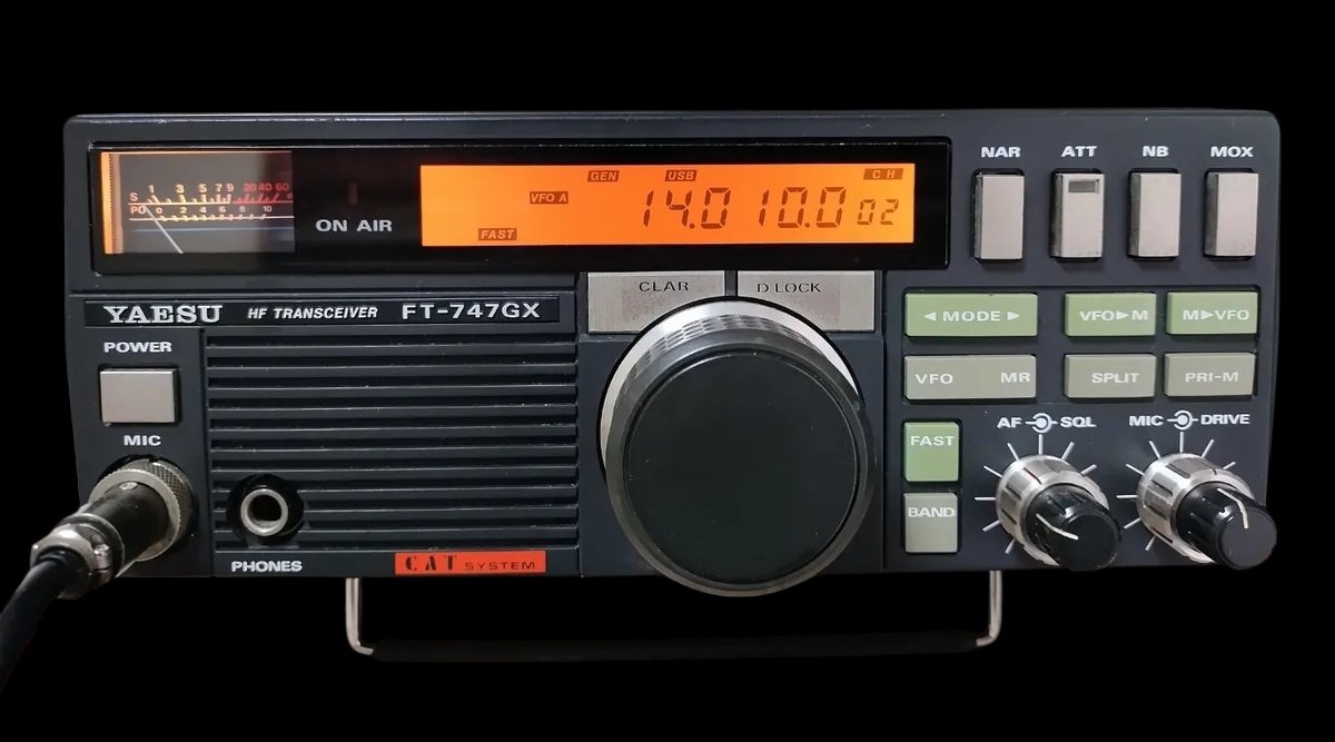 Yaesu FT-747GX