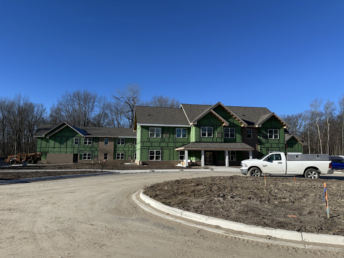 FSPArchitects1's tweet image. 🏗️ Construction Update at Lake Huron Woods! Framing is nearly done on Ranch Home buildings. The Independent Living Building is moving forward, with siding underway. Thank you to @PVofMI  for the opportunity to contribute to seniors in Fort Gratiot Twp. 🌟 @gfisherconst